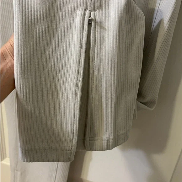 NEW lululemon athletica ribbed softstream zip-leg HR crop 25” Pull-On Pants - Picture 3 of 11
